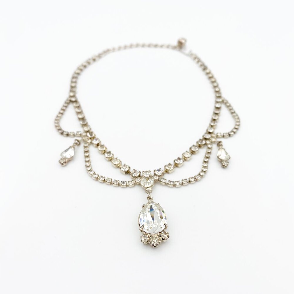 VINTAGE (Y2K) | Crystal & Rhinestone Teardrop Necklace + Earrings Set - Picture 6 of 15
